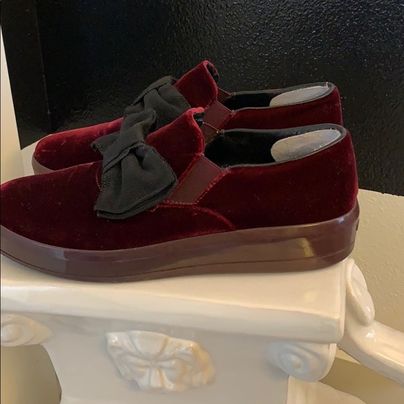 Prada Linea Rossa Red Velvet Bow Slip On Sneakers - Picture 5 of 8